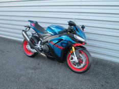 RSV4 1100 RR