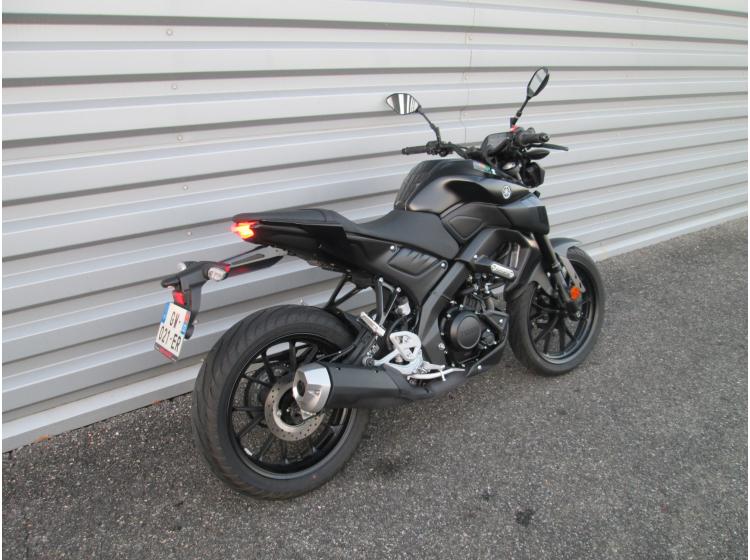 YAMAHA MT-125 ABS