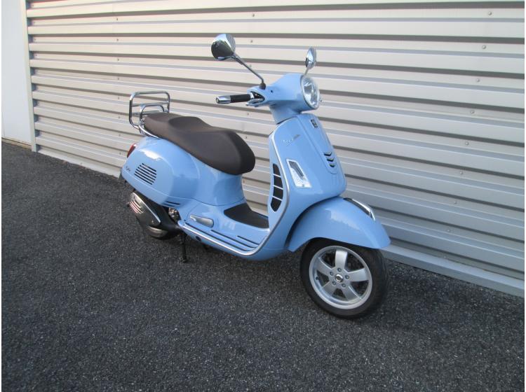 VESPA GTS 300 SUPER