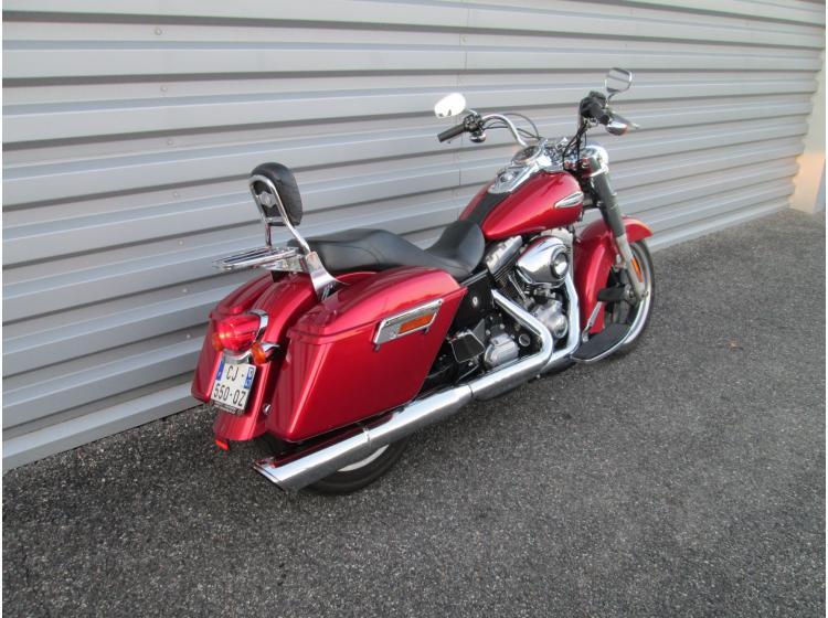 HARLEY-DAVIDSON DYNA SWITCHBACK 1690