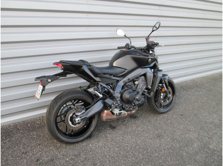 YAMAHA MT-09  Y-AMT