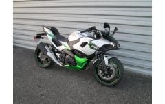 KAWASAKI Ninja 7 Hybrid