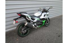 KAWASAKI Ninja 7 Hybrid